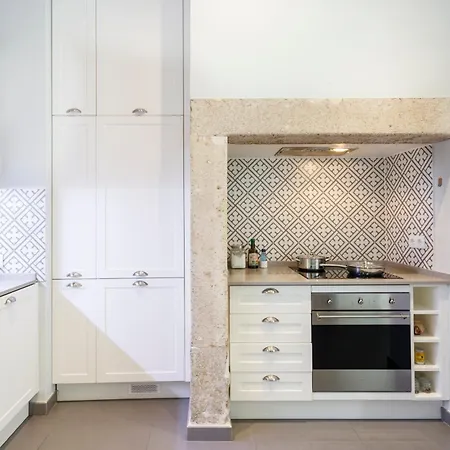 Shared Gasthuis Lissabon